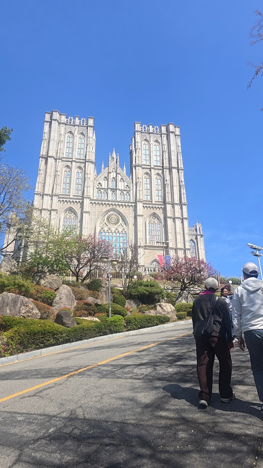 KakaoTalk_20260413_100852787_05.jpg